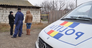 Galerie FOTO. Moarte suspectă la Valu lui Traian - UPDATE - 2