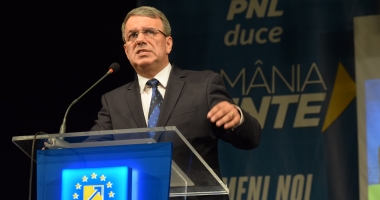 PNL Constanța și-a lansat oficial candidații la parlamentare. "Venim cu 100% oameni noi și cu o propunere de premier, Dacian Cioloș, 100% profesionist" - 8