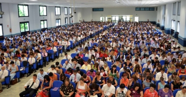 Stire din Actualitate : Acuzată de extremism, organizația Martorii lui Iehova, supendată în Rusia