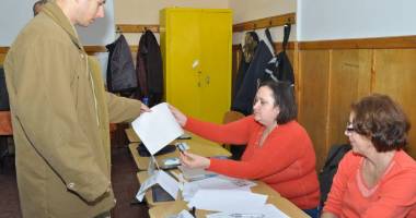 Stire din Politică-Administrație : AEP: Secțiile de votare vor fi informatizate
