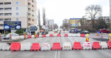 GALERIE FOTO / A fost configurat sensul giratoriu de la Doraly. Iată cum arată acum zona - 10