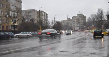 Stire din Social : SE STRICĂ VREMEA LA CONSTANȚA! FURTUNI ȘI PLOI, MAI MULTE ZILE LA RÂND