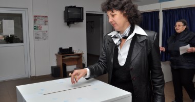 Stire din Politică-Administrație : Referendum Constanța / PDL anunță oficial că referendumul a picat