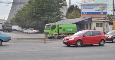 Se circulă cu dificultate pe bulevardul Aurel Vlaicu, în zona CET   | GALERIE FOTO - 3