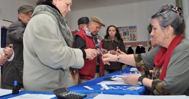 Stire din Politică-Administrație : Referendum Constanța/ Au mai rămas 12 de secții de numărat