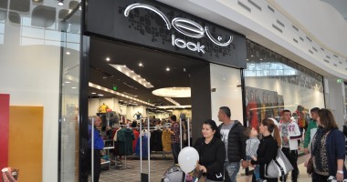 Cum s-au îmbulzit constănțenii la Maritimo Shopping Center. GALERIE FOTO - 2