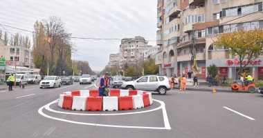 Galerie foto. SENS GIRATORIU PE B-DUL LĂPUȘNEANU, COLȚ CU NICOLAE IORGA - 4