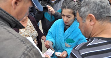 Imagini de la acțiunea de debranșare din Piața Chiliei  GALERIE FOTO - 6