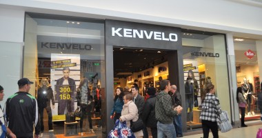 Cum s-au îmbulzit constănțenii la Maritimo Shopping Center. GALERIE FOTO - 4