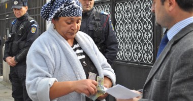 Imagini de la acțiunea de debranșare din Piața Chiliei  GALERIE FOTO - 13
