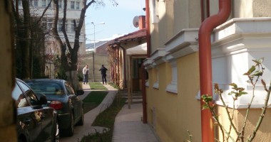 Galerie FOTO: PERCHEZIȚII la PREȘEDINTELE CJ CONSTANȚA / CONSTANTINESCU, REȚINUT pentru 24 de ore - UPDATE - 9