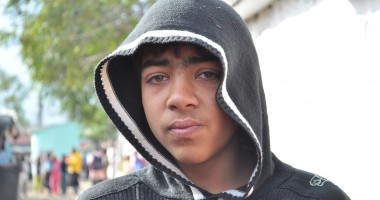 Cine este adolescentul suspect de tâlhărie