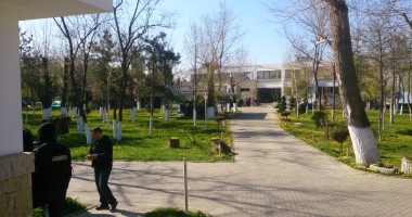 Galerie FOTO. PERCHEZIȚII LA PRIMĂRIA CONSTANȚA ȘI ACASĂ LA PRIMARUL RADU MAZĂRE - Ce spune DNA / UPDATE