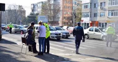 Galerie foto. ACCIDENT LA CONSTANȚA. Femeie lovită pe trecerea de pietoni, pe bulevardul Lăpușneanu - 3