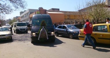 IMAGINI CUTREMURĂTOARE - Fetele moarte în incendiul de la Beirut, conduse pe ultimul drum - 26