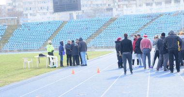 GALERIE FOTO / O candidată s-a prăbușit pe pistă, în timpul probei sportive pentru angajarea în Poliția Locală - 6