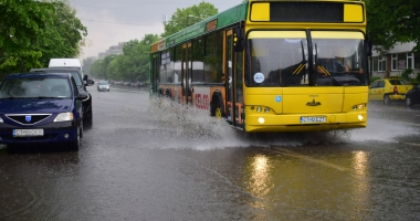 GALERIE FOTO / RUPERE DE NORI la Constanța! CANALIZĂRILE NU MAI FAC FAȚĂ - 2