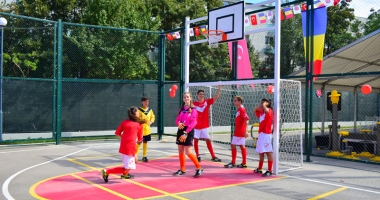 Loc de joacă și teren de sport, pentru copiii din centrele  de plasament - 4