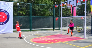 Loc de joacă și teren de sport, pentru copiii din centrele  de plasament - 5