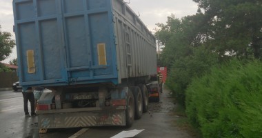 Galerie FOTO. Accident spectaculos în Eforie Nord provocat de un șofer beat - 3