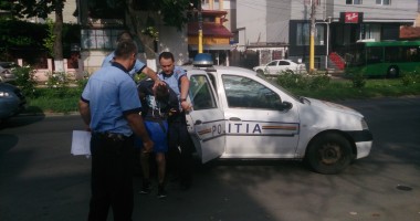 GALERIE FOTO - Tânărul suspectat că a comis TRIPLA CRIMĂ din Constanța A FOST PRINS la CUMPĂNA - 3