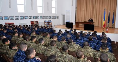 Vin întăriri în Armata Română. Cine a început instrucția - 6