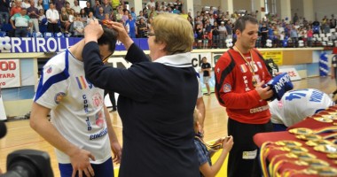 Galerie FOTO. HCM Constanța a primit Trofeul Ligii Naționale după victoria cu Timișoara - 10
