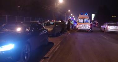 Galerie FOTO. Accident rutier în Constanța. CINCI MAȘINI IMPLICATE, trei victime - 6