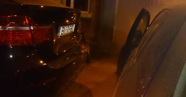 Galerie FOTO. Accident rutier la Constanța, patru mașini implicate. Șoferul dubei care transporta bani era băut! - 2