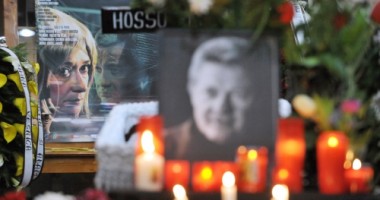 Stire din Cultură-Educație : Actorul Emil Hossu a fost înmormântat la Cimitirul Bellu