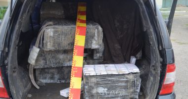 13.000 pachete cu țigări, confiscate în urma unei acțiuni la frontieră