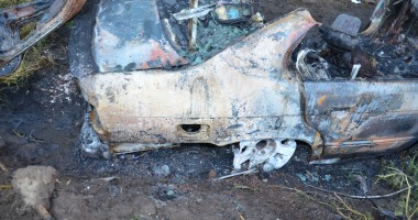 IMAGINI ȘOCANTE!  / TRAGEDIE rutieră în CONSTANȚA. Trei tineri AU MURIT după ce AU ARS de VII. Nu au putut fi indentificați - 3