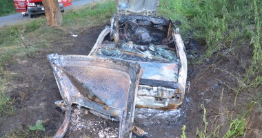 IMAGINI ȘOCANTE!  / TRAGEDIE rutieră în CONSTANȚA. Trei tineri AU MURIT după ce AU ARS de VII. Nu au putut fi indentificați - 2