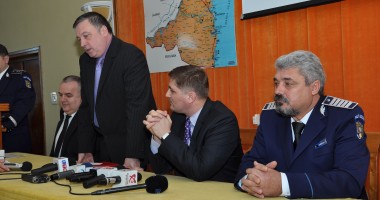 GALERIE FOTO/ Festivitate de retragere din activitate a celor doi "veterani" ai Poliției Constanța - 2