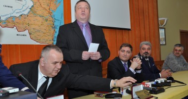 GALERIE FOTO/ Festivitate de retragere din activitate a celor doi "veterani" ai Poliției Constanța - 3