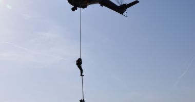 Galerie foto. SCAFANDRII DE LUPTĂ SE INSTRUIESC PENTRU PACE - 2