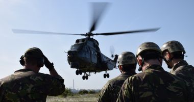 Galerie foto. SCAFANDRII DE LUPTĂ SE INSTRUIESC PENTRU PACE - 3