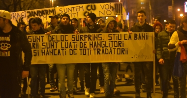 GALERIE FOTO / A CINCEA SEARĂ DE PROTESTE LA CONSTANȚA - 20