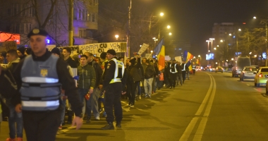 GALERIE FOTO / A CINCEA SEARĂ DE PROTESTE LA CONSTANȚA - 22