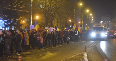 GALERIE FOTO / A CINCEA SEARĂ DE PROTESTE LA CONSTANȚA - 25