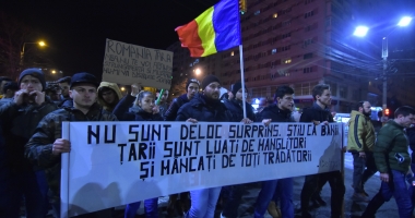 GALERIE FOTO / A CINCEA SEARĂ DE PROTESTE LA CONSTANȚA - 32