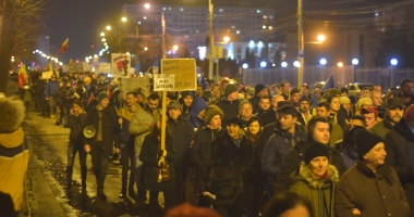 GALERIE FOTO / A CINCEA SEARĂ DE PROTESTE LA CONSTANȚA - 37