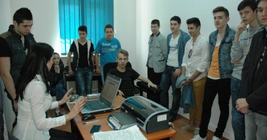 Elevii, în vizită la Poliția Constanța, în cadrul proiectului "Școala Altfel" - 5