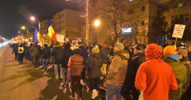 GALERIE FOTO / A CINCEA SEARĂ DE PROTESTE LA CONSTANȚA - 48