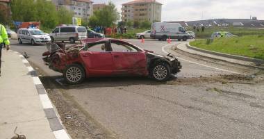 Galerie FOTO. TRAGEDIE PE ȘOSEA, LA OVIDIU. A MURIT PE LOC ÎNTR-O LIMUZINĂ AUDI - 3