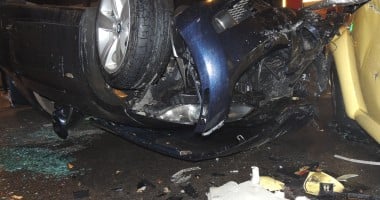 FOTO și VIDEO / Un notar public constănțean a făcut praf CINCI mașini, după care s-a răsturnat cu BMW-ul / UPDATE - 8