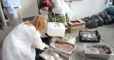 Stire din Social : CONTROALE LA CONSTANȚA! Mii de kilograme de produse, retrase de pe piață