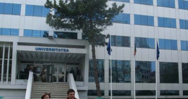 Stire din Cultură-Educație : Dublu eveniment la Universitatea "Andrei Șaguna"