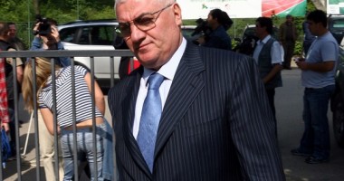Stire din Sport : Dragomir: "Ultima tranșă o încasez pe 16 decembrie"