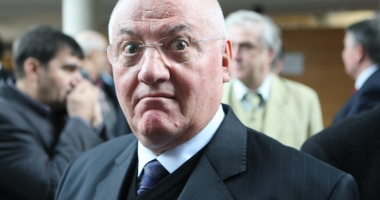 Stire din Eveniment : Dumitru Dragomir, 7 ani de închisoare pentru evaziune fiscală și spălare de bani